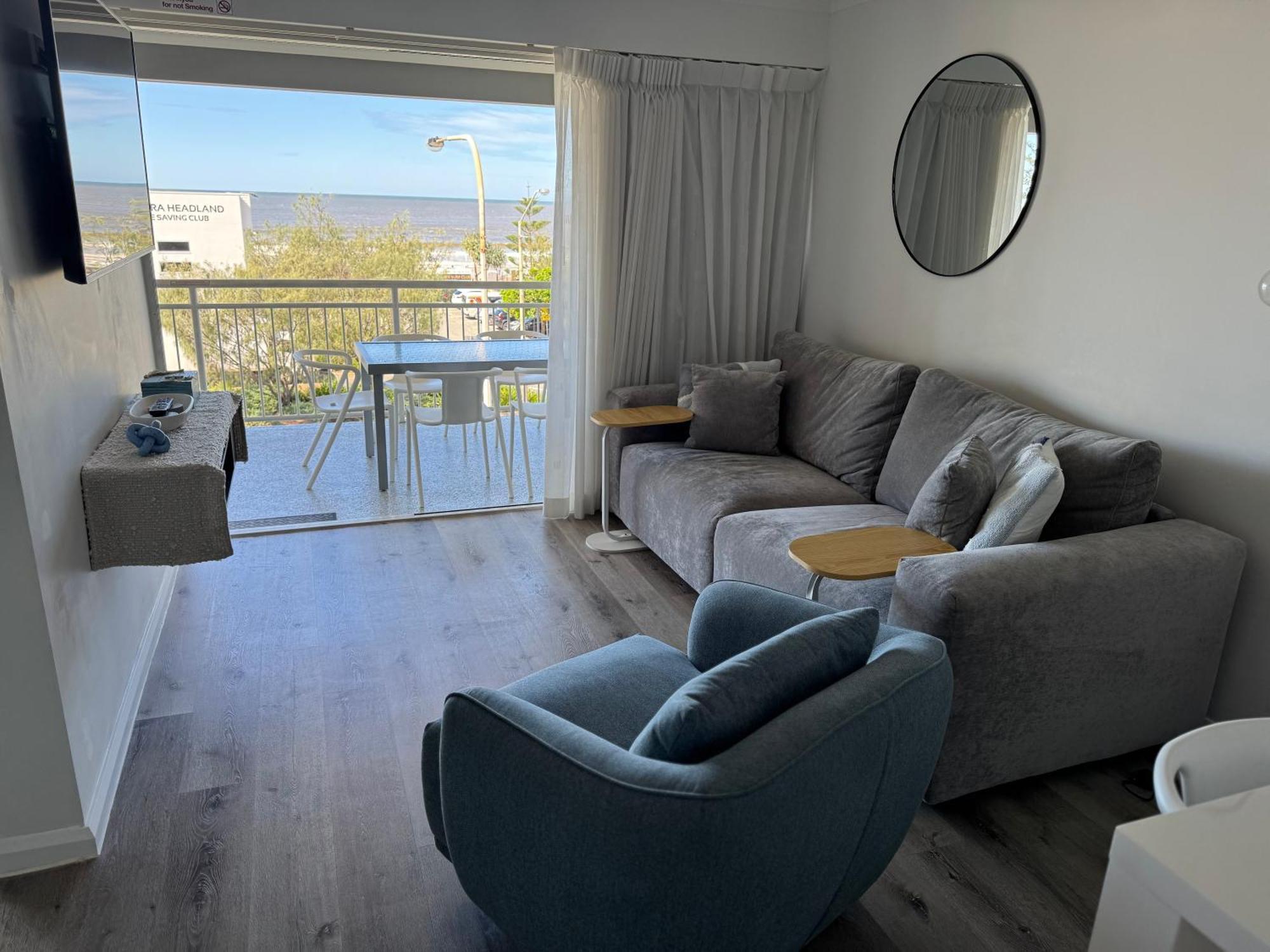 Ocean View - Alexandra Headlands Beachfront Unit מראה חיצוני תמונה